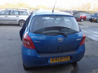 Toyota Yaris  picture 3
