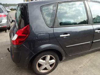 Renault Mégane Scénic  picture 5