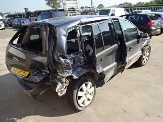 Ford Fusion  picture 4