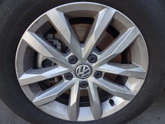 Volkswagen Passat  picture 12