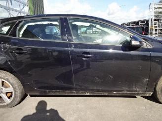 Volvo V-40  picture 7