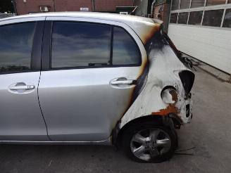 Toyota Yaris  picture 3