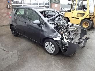 Toyota Verso S  picture 3