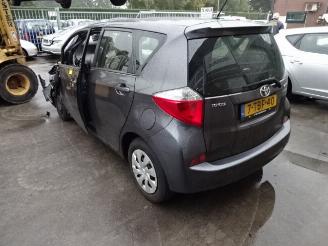 Toyota Verso S  picture 5