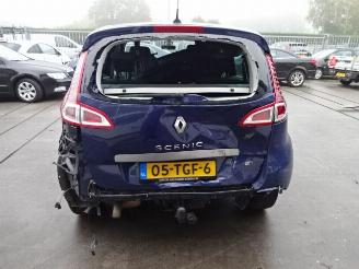 Renault Scenic  picture 4