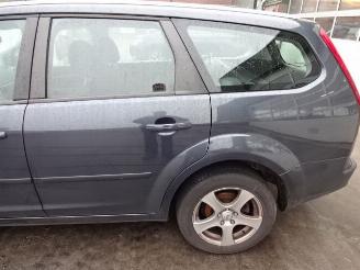 Ford Focus  picture 3