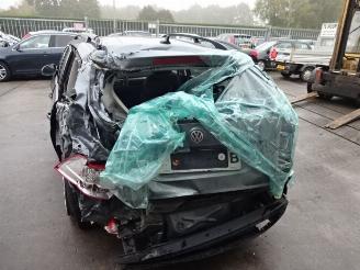 Volkswagen Golf  picture 4