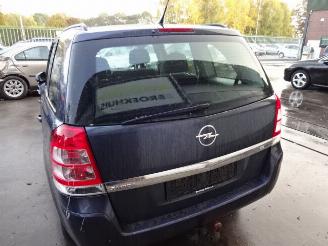 Opel Zafira  picture 4