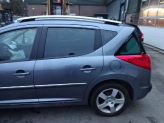 Peugeot 207  picture 3