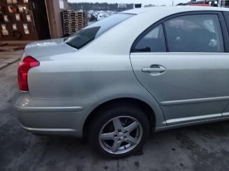 Toyota Avensis  picture 5