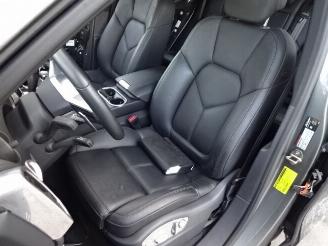 Porsche Cayenne  picture 12