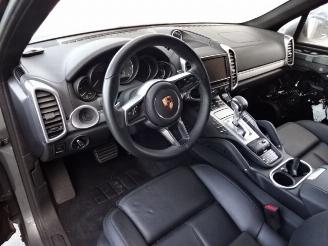 Porsche Cayenne  picture 11