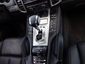 Porsche Cayenne  picture 14
