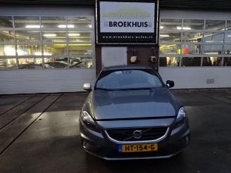 Volvo V-40  picture 1