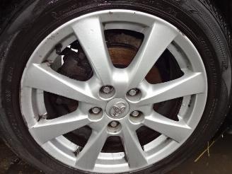 Toyota Avensis  picture 9