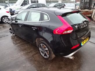 Volvo V-40  picture 5