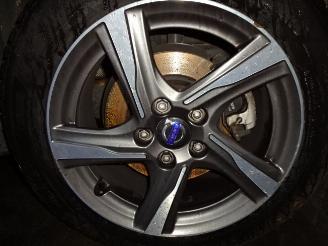 Volvo V-40  picture 10