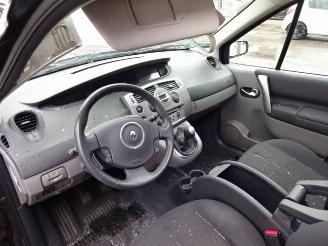 Renault Grand-scenic  picture 8