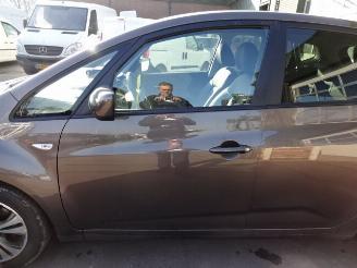 Kia Venga  picture 3