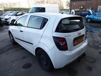 Chevrolet Aveo  picture 5