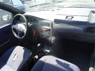 Fiat Strada 1.9 JTD picture 7