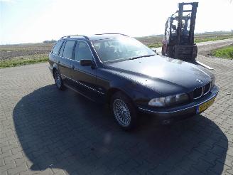 BMW 5-serie 523 i Touring picture 5