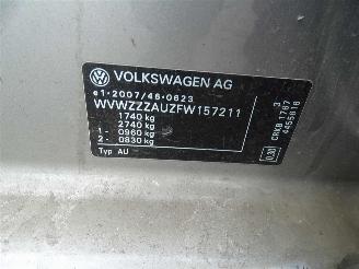 Volkswagen Golf 1.6 TDi picture 8