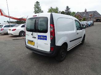 disassembly commercial vehicles Renault Kangoo EXPRESS 1.5 DCI 50KW L1 E4 2008/6