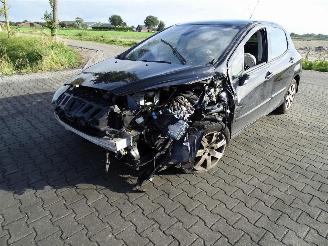 Peugeot 308 1.6 HDi picture 3