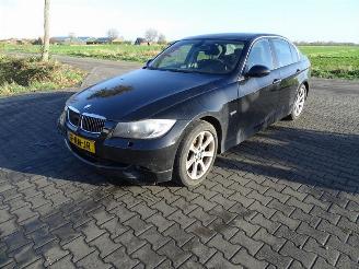 BMW 3-serie 320 i picture 3