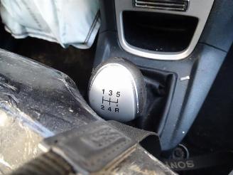 Ford Fiesta 1.6  TDCi picture 8
