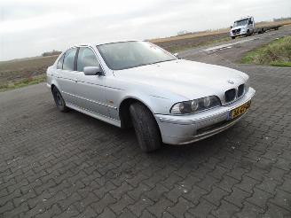 BMW 5-serie 525d picture 4