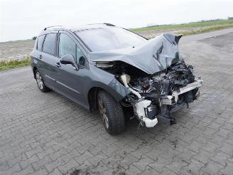 Peugeot 308 SW 1.6 VTi picture 4