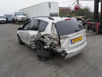 Hyundai I-30 Crosswagon 1.6 picture 2