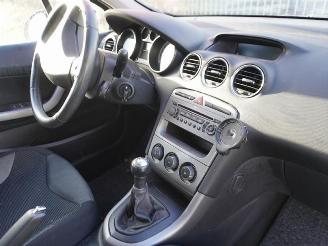 Peugeot 308 1.6 Vti picture 5