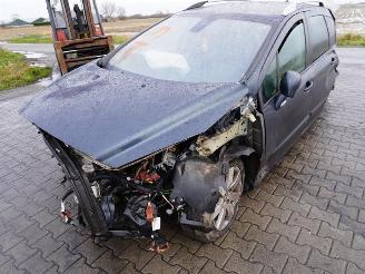 Peugeot 308 SW 1.6 VTi picture 3