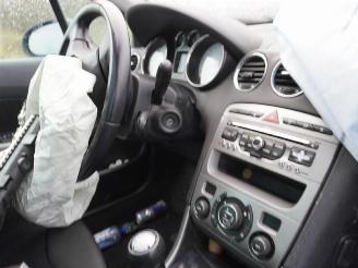 Peugeot 308 SW 1.6 VTi picture 5