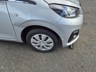 Peugeot 108 1.0 12V (1KRFE(CFB) picture 5