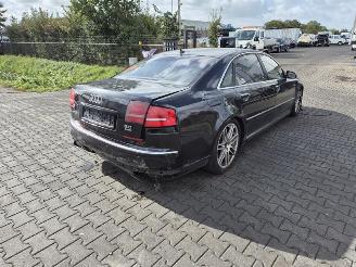 Coche siniestrado Audi A8 6.0 W12 48V 2004/7