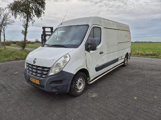 Renault Master 2.3 dCi picture 3