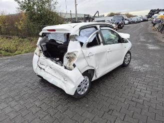 rozbiórka samochody osobowe Peugeot 108 1.0 12v 2016/6