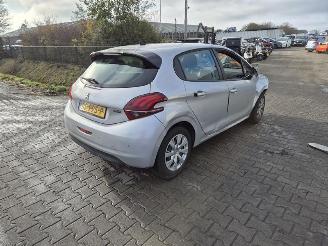 Autoverwertung Peugeot 208 1.2 Vti 2016/1