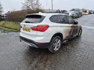 Voiture accidenté BMW X1 18d 2017/3