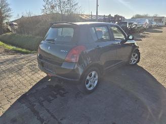 Salvage car Suzuki Swift 1.3 2005/6