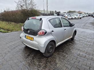 Dezmembrări autoturisme Toyota Aygo 1.0 12v 2006/8