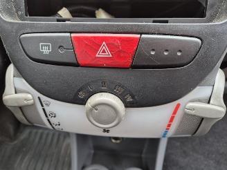 Toyota Aygo 1.0 12v picture 6