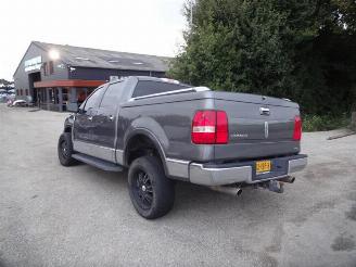 Lincoln  Mark LT 4x4 5.4 picture 2