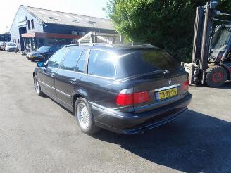 BMW 5-serie Touring 523i 24v picture 2