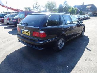 BMW 5-serie Touring 523i 24v picture 1