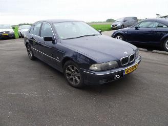 BMW 5-serie 530d picture 4